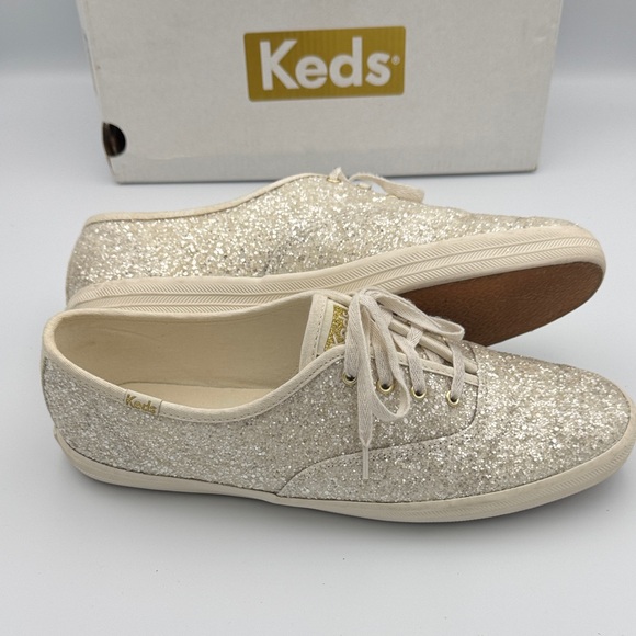 Keds Sparkly Sneakers, White, Size 9.5 - Picture 4 of 11